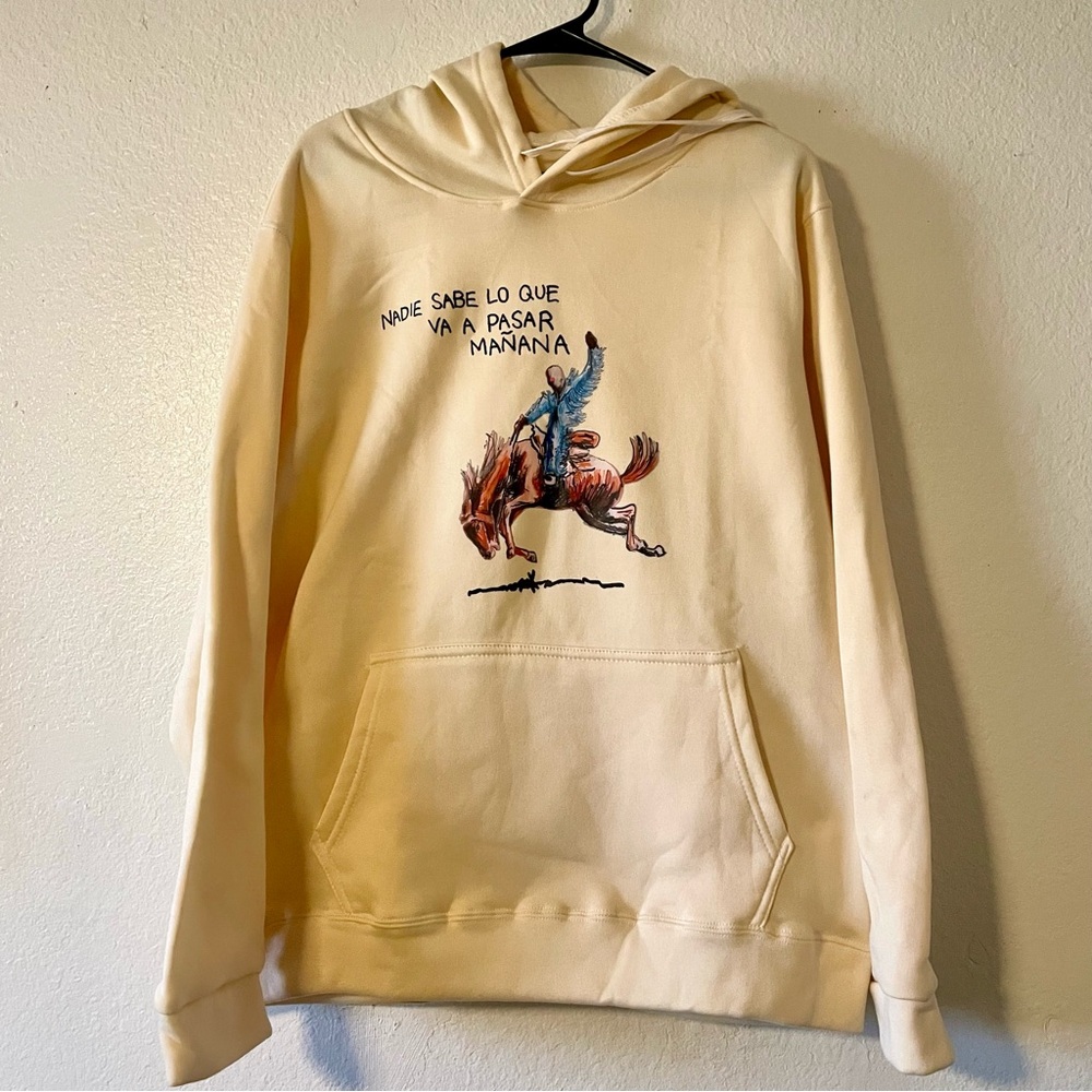 Unisex Bad Bunny Album Cover Pull-over Hoodie (L)